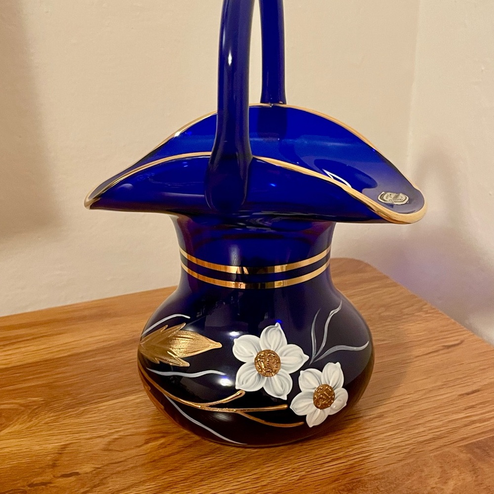 Luxurious Bohemia Crystal Cobalt Blue and Gold Floral Vase - Picture 7 of 7
